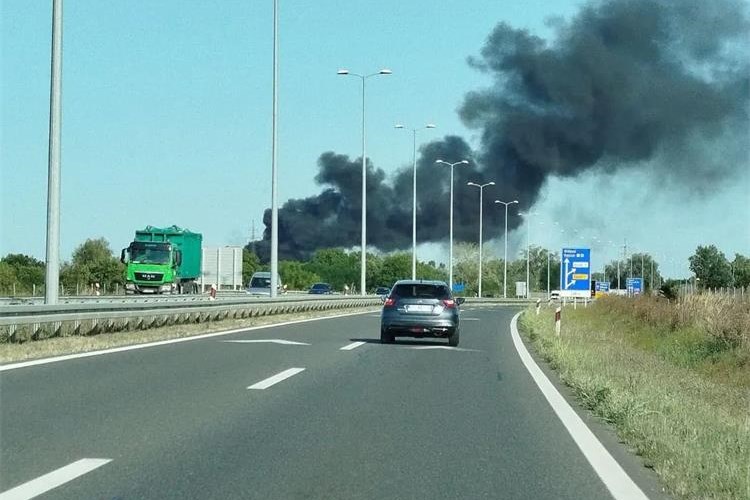 Slika /slike/Požar Osijek (3).jpg